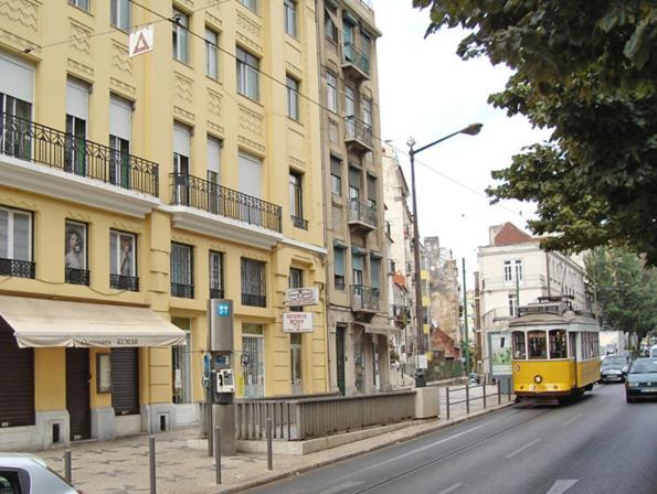 Residencial Roxi Hotel Lissabon Buitenkant foto