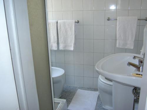 Residencial Roxi Hotel Lissabon Voorzieningen foto